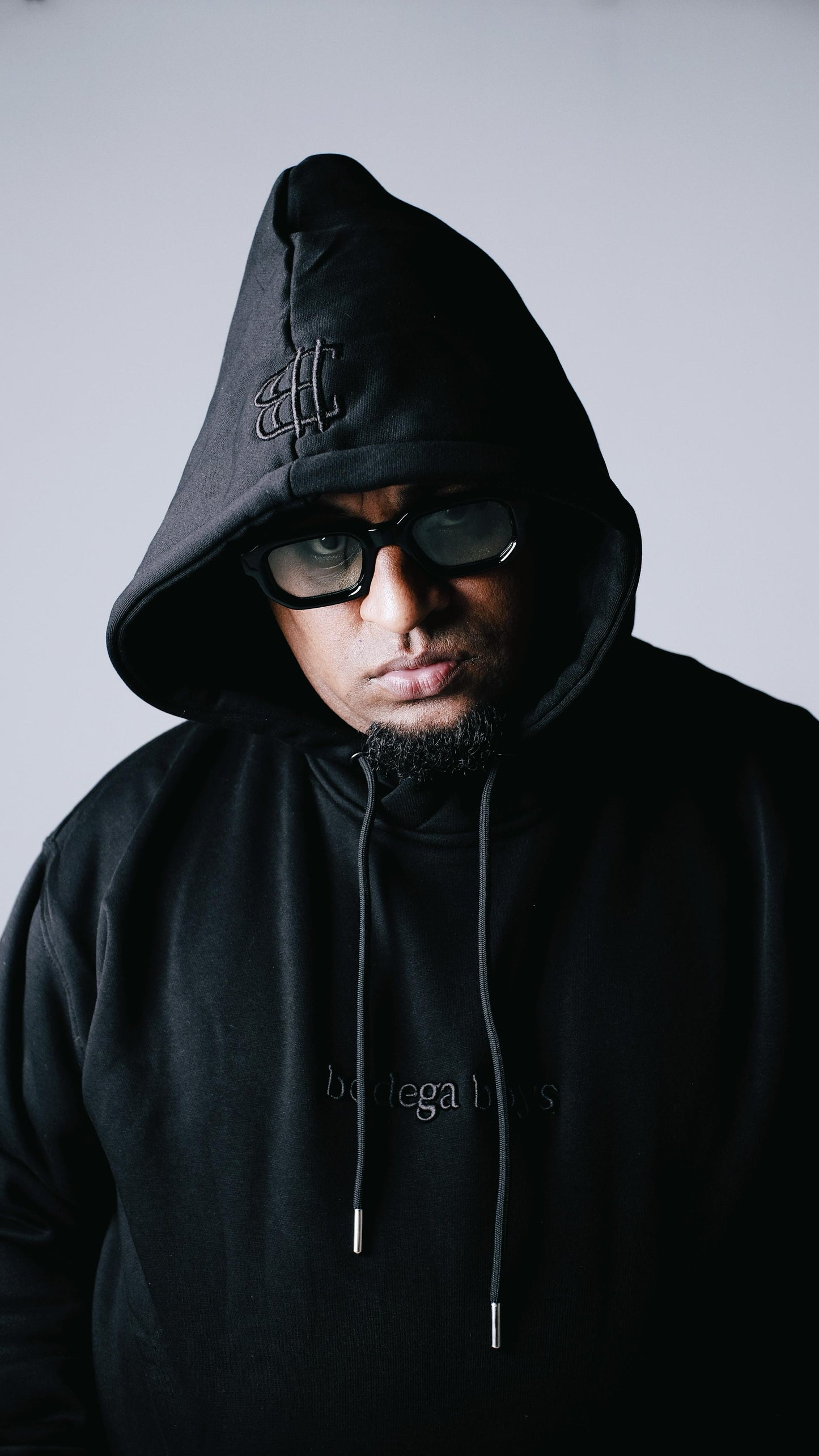 00 HOODIE TRIPLE BLACK OG