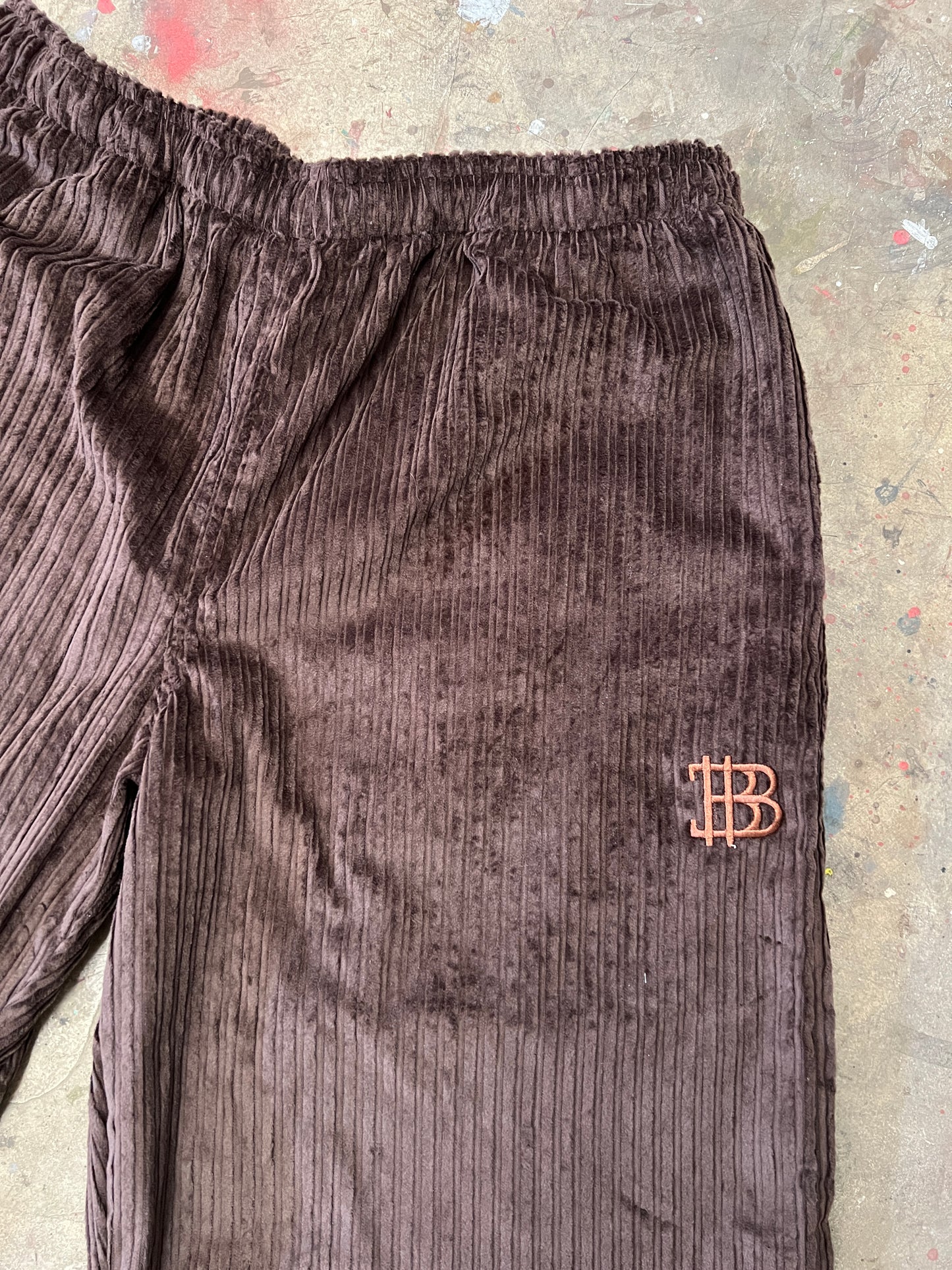 02 Corduroy Baggy Pants - Chocolate Brown