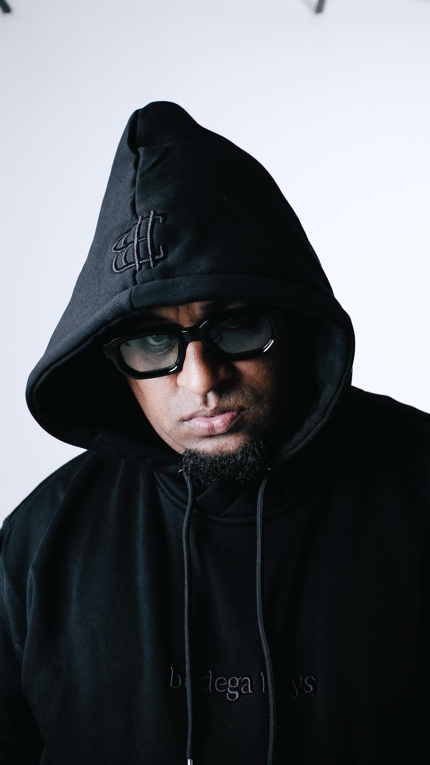 00 HOODIE TRIPLE BLACK OG