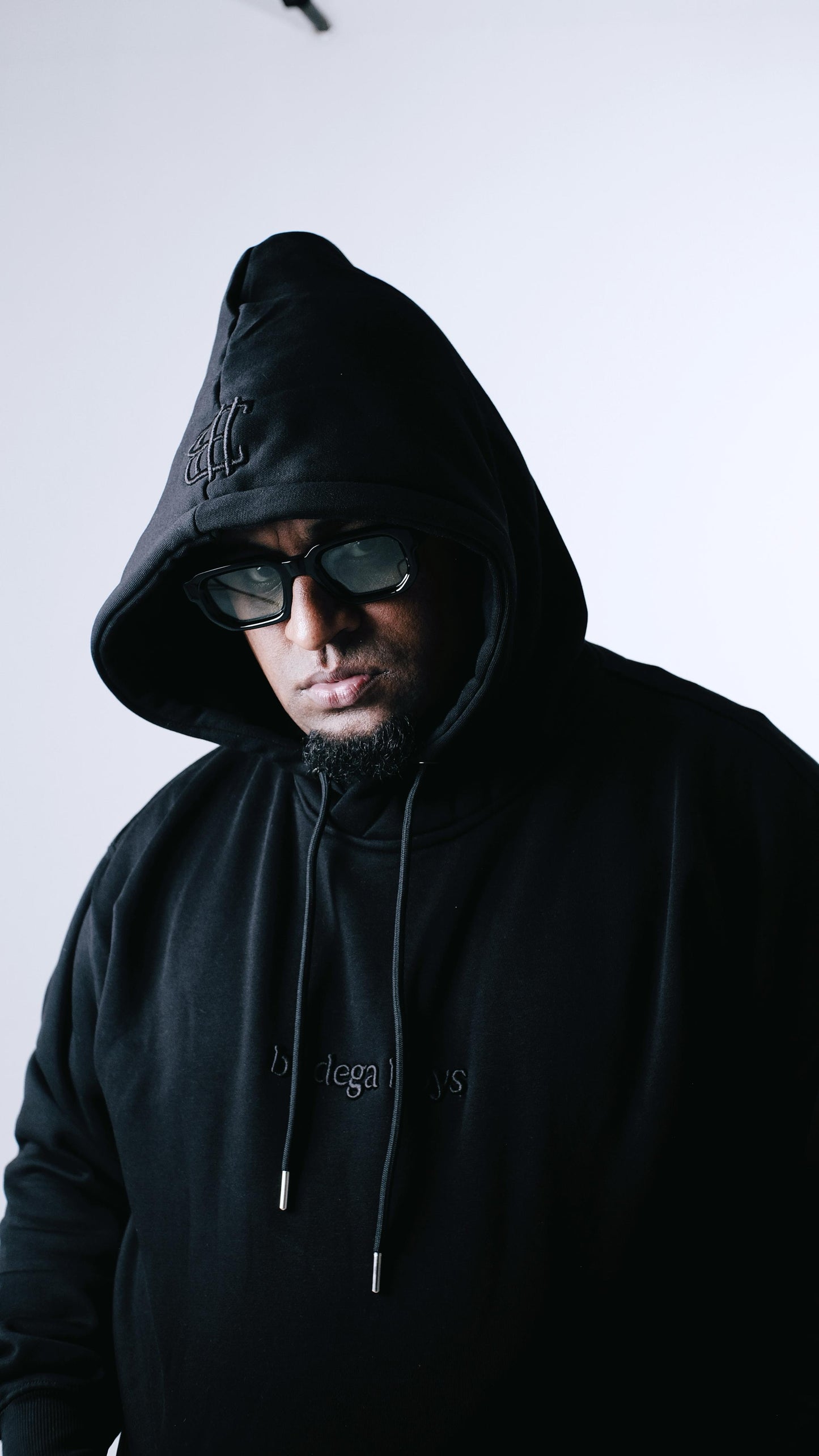 00 HOODIE TRIPLE BLACK OG